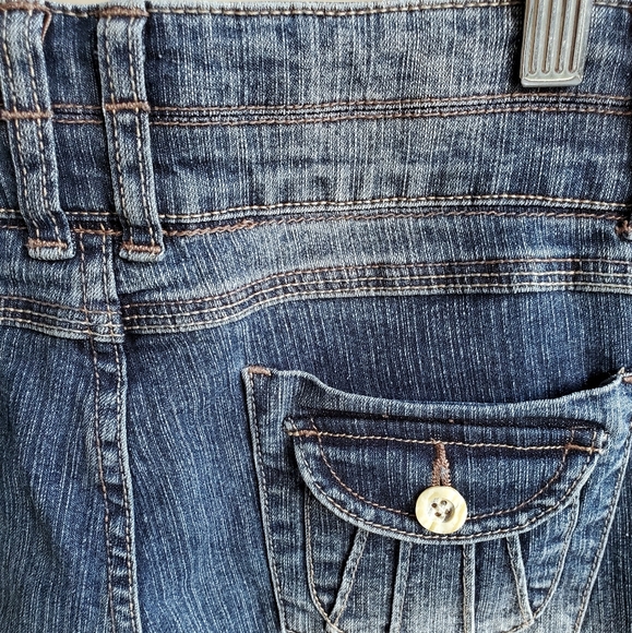 Candie's Button-Accent Denim Bermuda Shorts - Picture 13 of 16